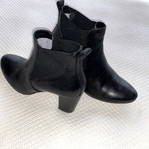 Johnston & Murphy Boots